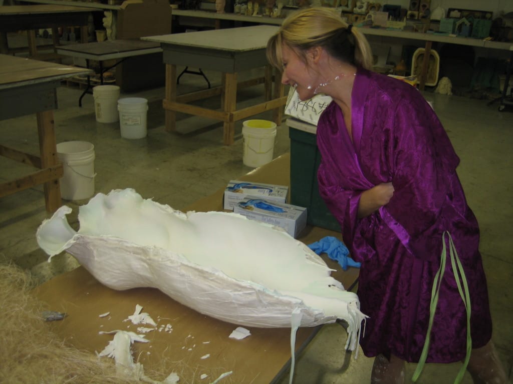 Body Casting Tutorial: Hydrogel Mold & Cold Cast Bronze Casting - Polytek  Development Corp.