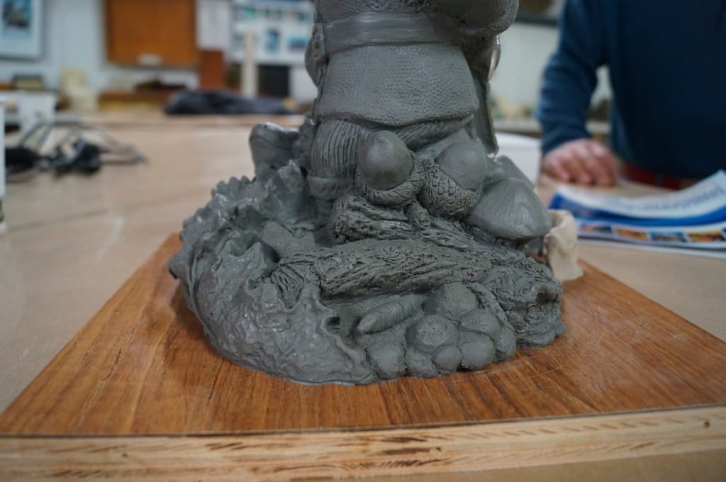 Clay vs Stone Sculptures: Comparing the Pros and Cons