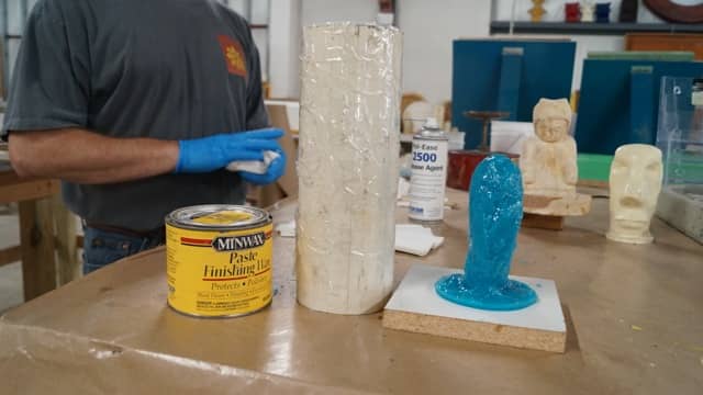 Apply Paste Wax to Pipe and Mold